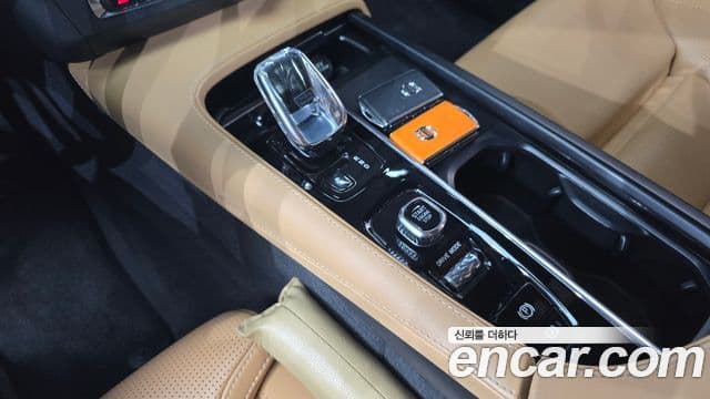 Volvo S90 2021 — Şəkil 19/33