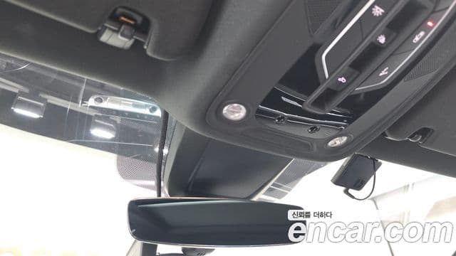 Audi Q7 2023 — Photo 2/41