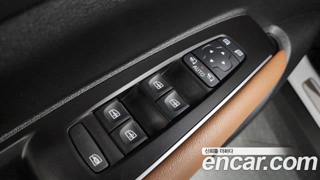 Renault Samsung QM6 2022 — ფოტო 15/34