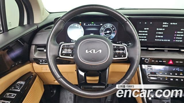 Kia Carnival 2022 — Photo 5/20