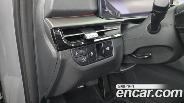 Kia Sportage 2025 — Фото 17/20