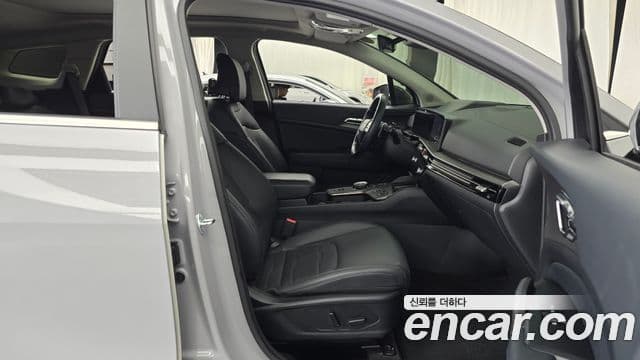Kia Sportage 2025 — Şəkil 22/34