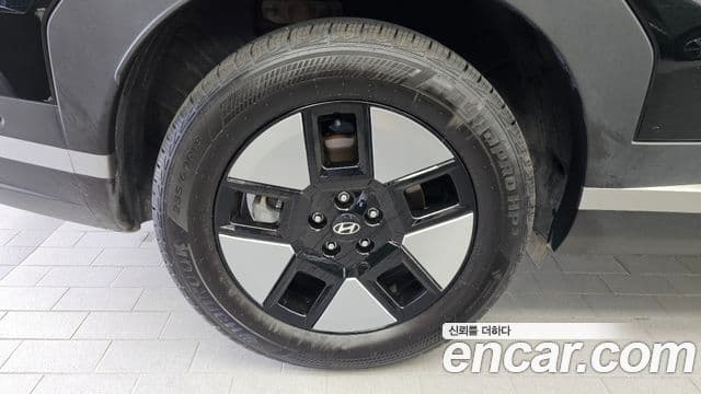 Hyundai Santa Fe 2025 — ფოტო 12/34