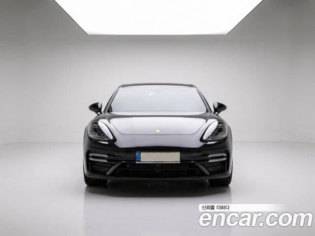 Porsche Panamera 2021 — Photo 11/20