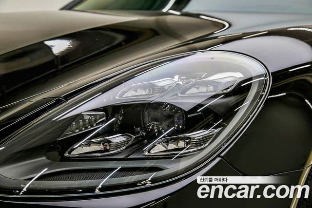Porsche Panamera 2021 — Photo 14/20
