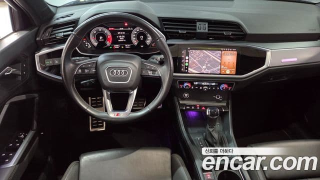 Audi Q3 2022 — Photo 19/38
