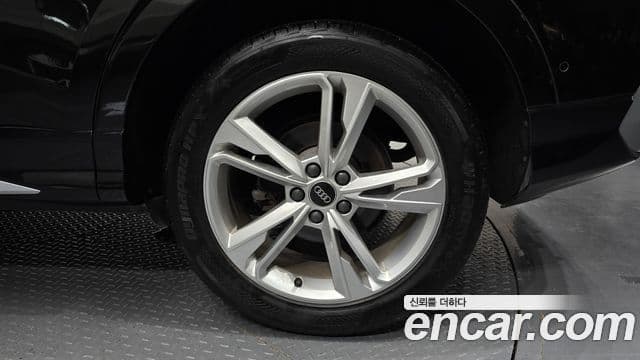 Audi Q3 2022 — Photo 26/38