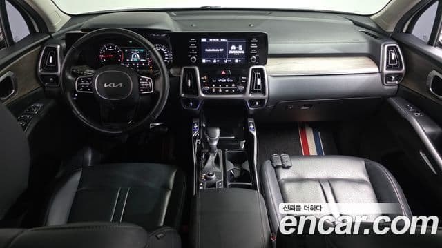 Kia Sorento 2021 — Фото 7/20