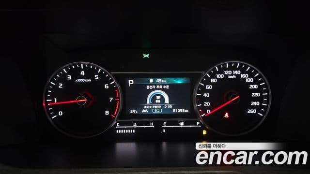 Kia Sorento 2021 — Фото 8/20