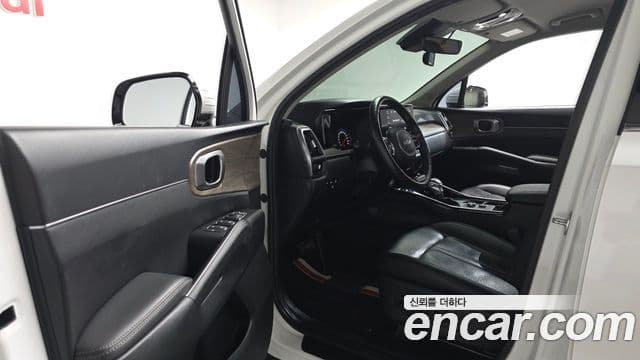 Kia Sorento 2021 — Фото 10/20