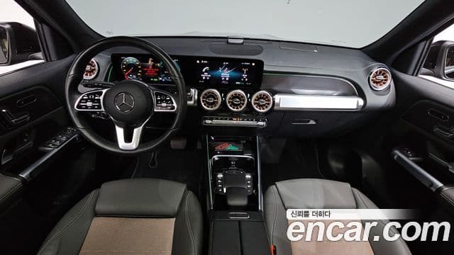 Mercedes-Benz EQB 2024 — ფოტო 22/36