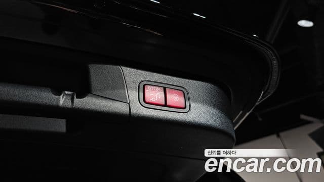 Mercedes-Benz EQB 2024 — ფოტო 9/36
