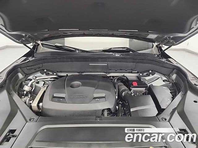 Volvo XC90 2019 — Şəkil 10/19