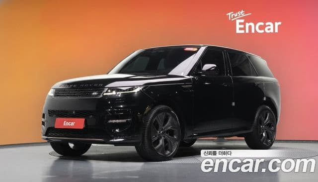 Land Rover Range Rover Sport 2023 — Photo 8/37