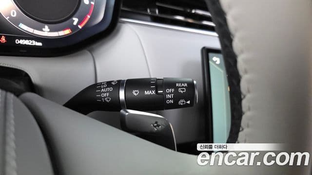 Land Rover Range Rover Sport 2023 — Photo 22/37