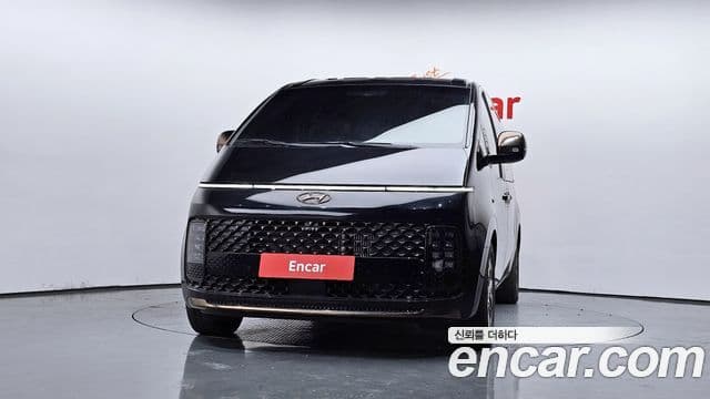 Hyundai Staria 2025 — Фото 3/20