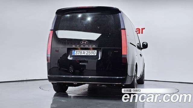 Hyundai Staria 2025 — Фото 4/20
