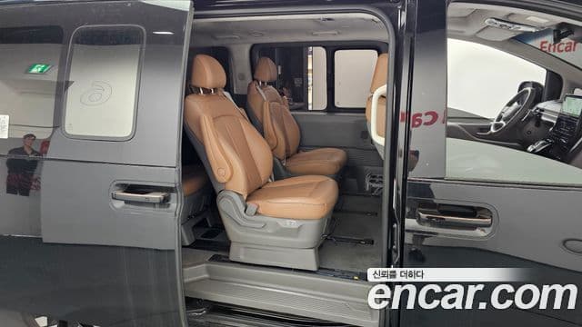 Hyundai Staria 2025 — Фото 12/20