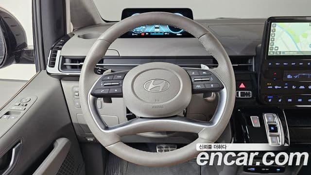 Hyundai Staria 2025 — Фото 13/20