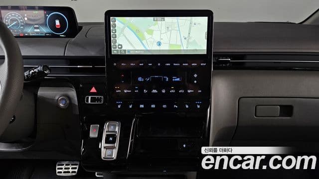 Hyundai Staria 2025 — Фото 14/20
