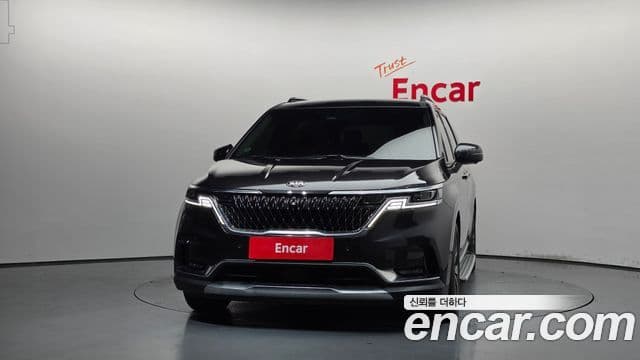 Kia Carnival 2021 — Фото 3/20