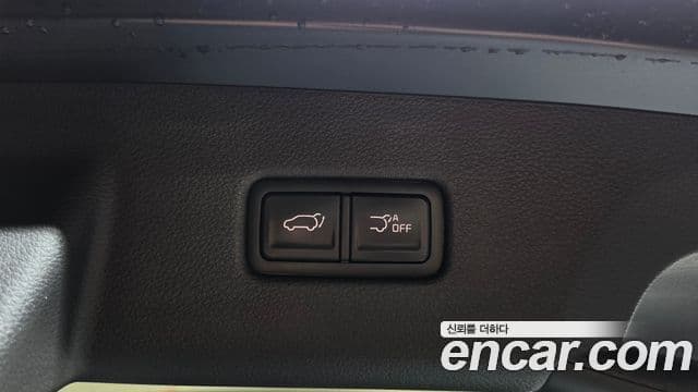 Kia Carnival 2021 — Фото 17/20