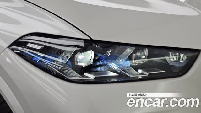 BMW X5 2025 — Photo 13/35