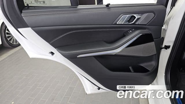 BMW X5 2025 — Photo 16/35