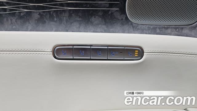 Genesis G90 2022 — Photo 5/39