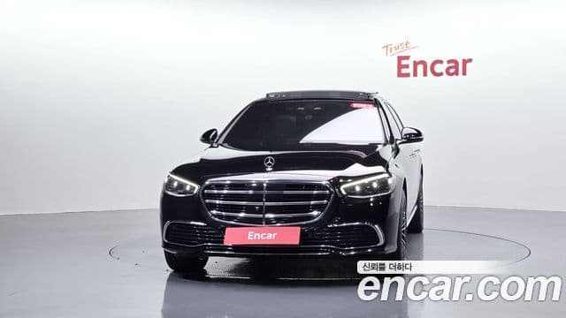 Mercedes-Benz S-Class 2021 — Photo 28/34