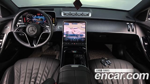 Mercedes-Benz S-Class 2021 — Photo 2/34