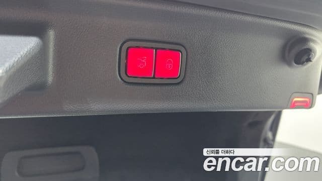 Mercedes-Benz S-Class 2021 — Photo 8/34