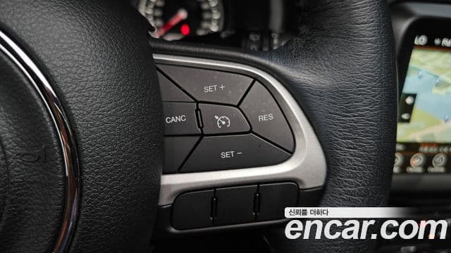 Jeep Renegade 2023 — Şəkil 27/32