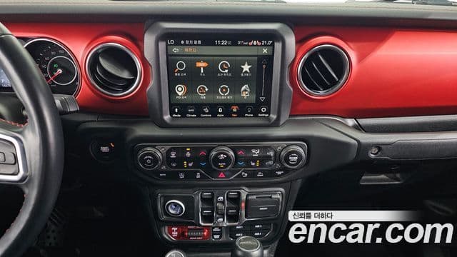 Jeep Gladiator 2021 — ფოტო 30/34