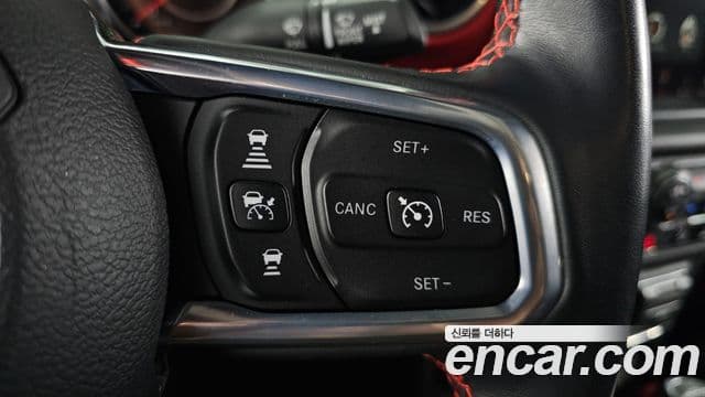 Jeep Gladiator 2021 — ფოტო 19/34