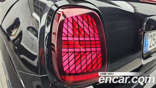 Mini Cooper S Convertible 2025 — ფოტო 21/32