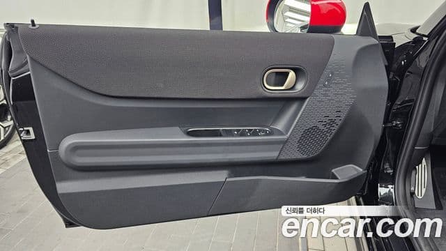 Mini Cooper S Convertible 2025 — ფოტო 1/32