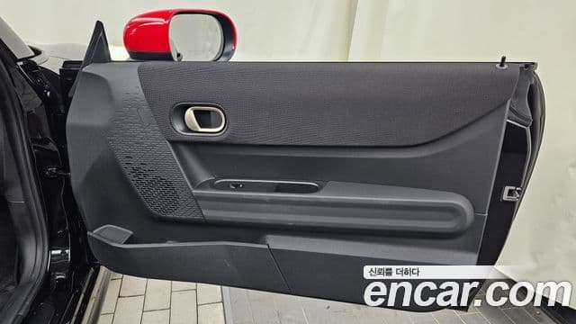 Mini Cooper S Convertible 2025 — ფოტო 24/32