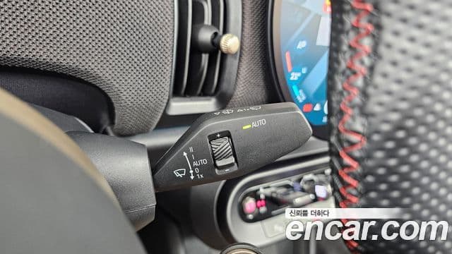 Mini Cooper S Convertible 2025 — ფოტო 13/32