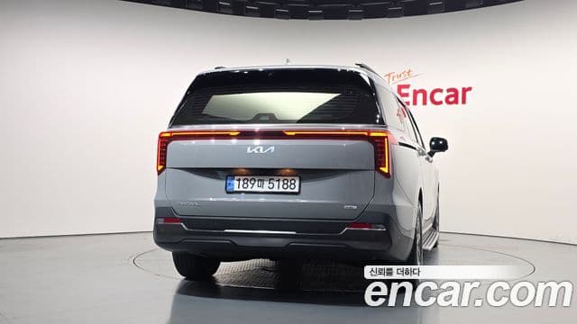Kia Carnival 2025 — Photo 17/20
