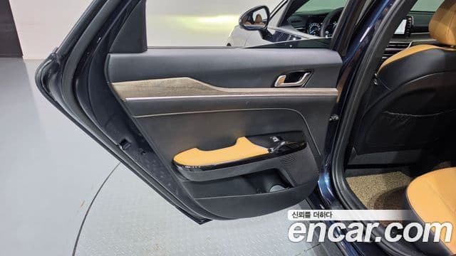 Kia K5 2021 — Photo 18/31