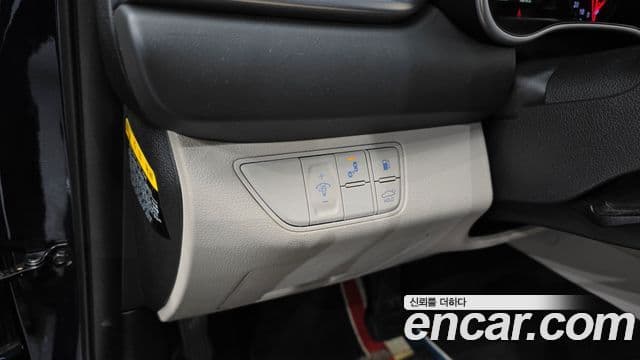 Genesis G70 2019 — Photo 28/35