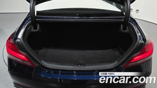 Genesis G70 2019 — Photo 22/35