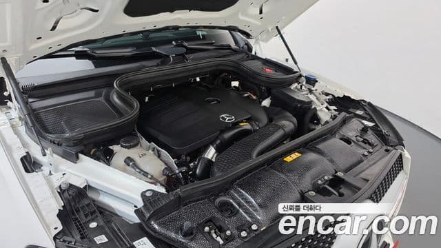 Mercedes-Benz GLE-Class 2023 — Photo 12/20