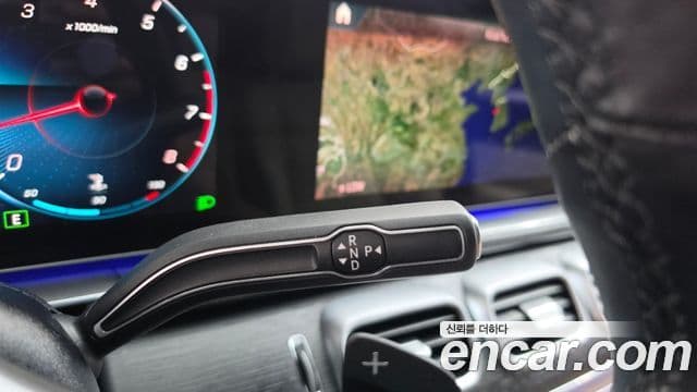 Mercedes-Benz GLE-Class 2023 — Photo 4/20