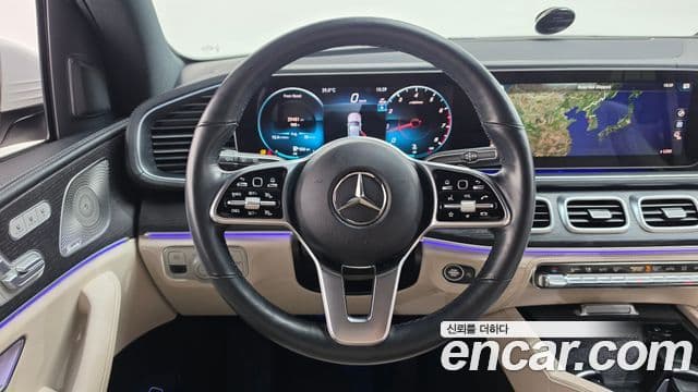 Mercedes-Benz GLE-Class 2023 — Photo 14/20
