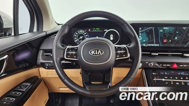 Kia Carnival 2021 — Фото 13/20