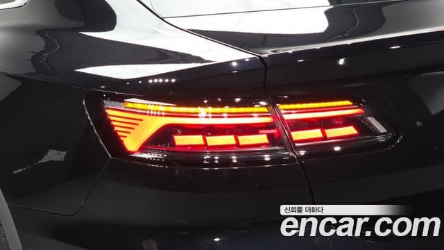 Volkswagen Arteon 2022 — ფოტო 20/31