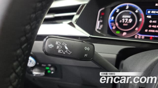 Volkswagen Arteon 2022 — ფოტო 26/31