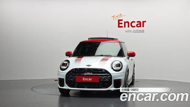 Mini Cooper S 2025 — Photo 8/20